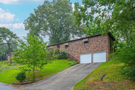 4542 Edgemere Street