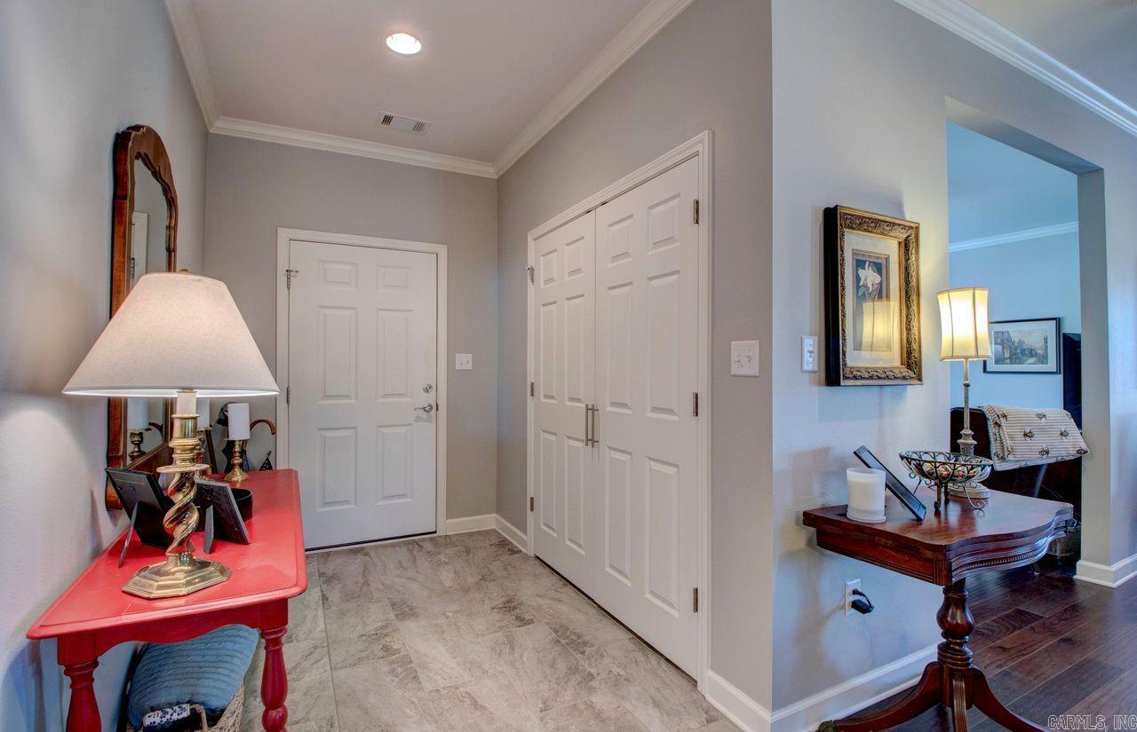 Image 2: Foyer with large closet