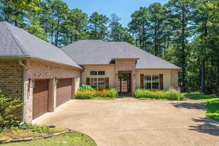26 Sergio Drive