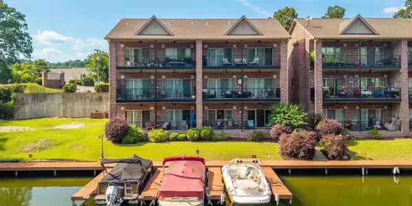 503 Lakeland Drive