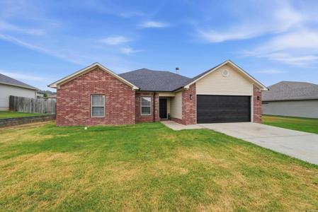 139 Hillshire Loop