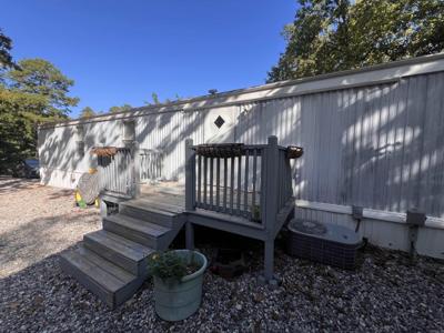 382 True Grit Ln Lane