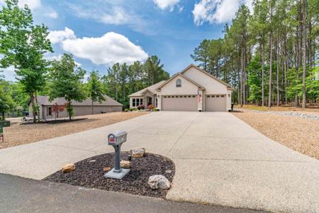 32 Alteza Drive