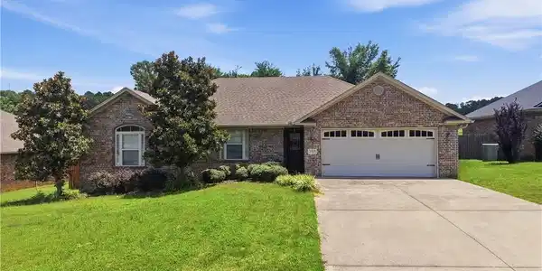 3958 Hemlock