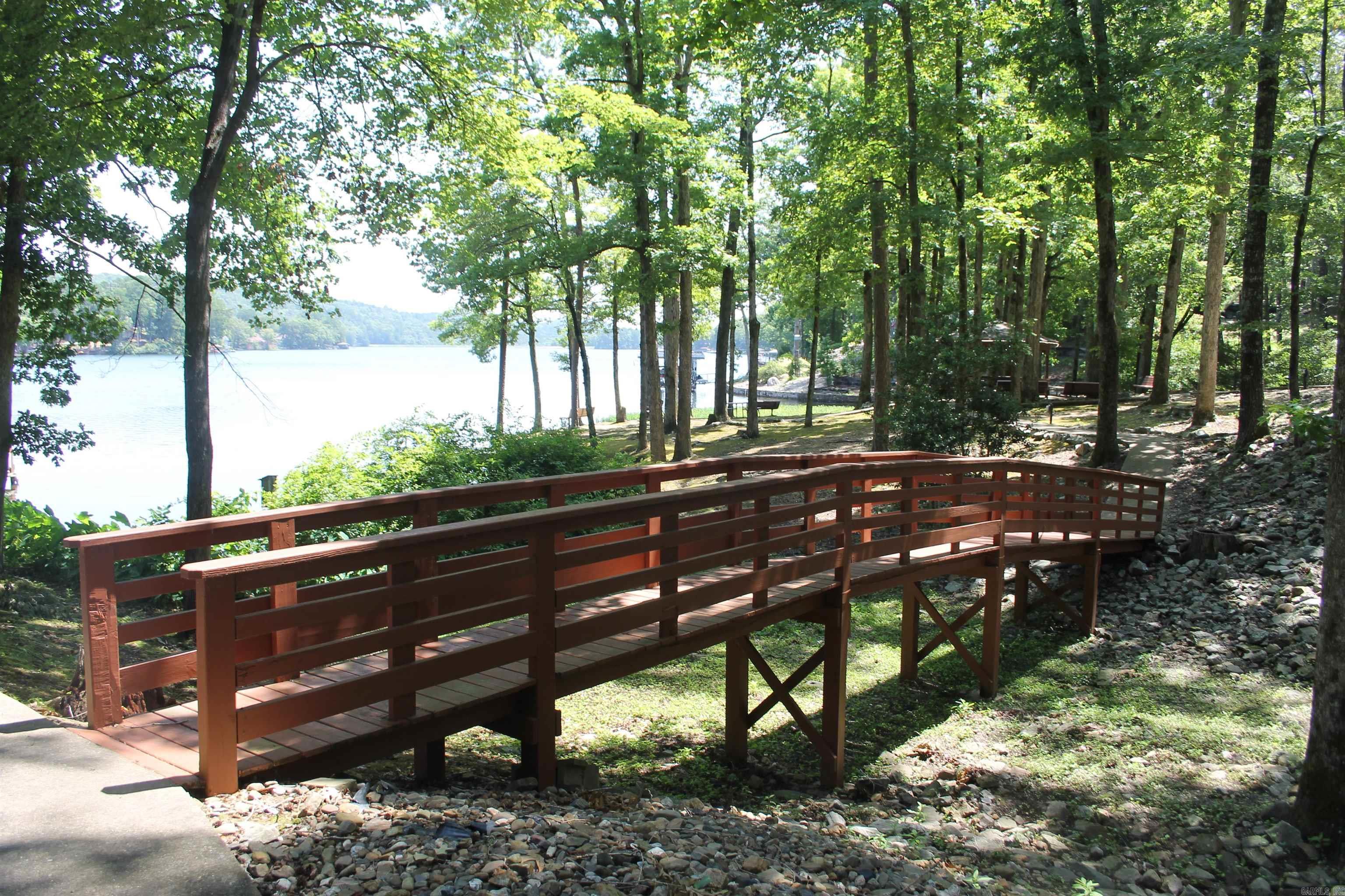 Image 3: Enjoy the beauty & tranquility of this community!