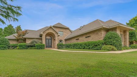 2321 Grand Oaks Cove