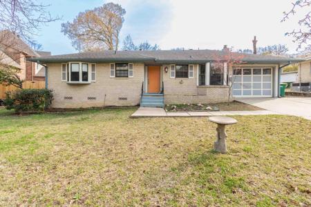 1312 Waterside Drive