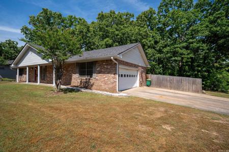 4400 Arlington Drive