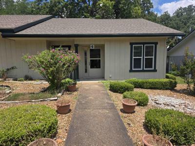 4 Spring River Lane