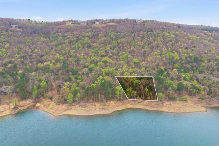 120 Lakefront Road