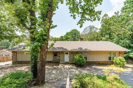 38 W Woodland