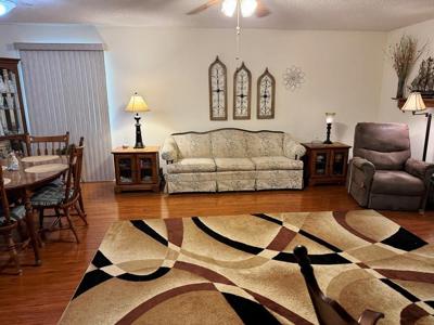 10 Spring River Lane