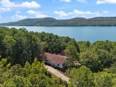 554 Emerald Cove