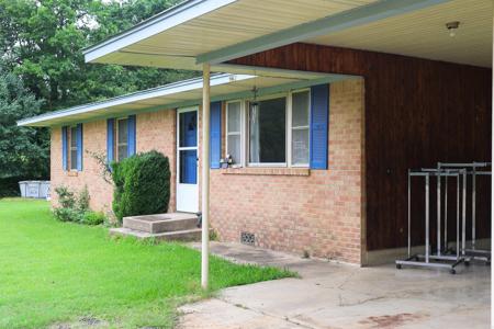 2971 W HWY 70
