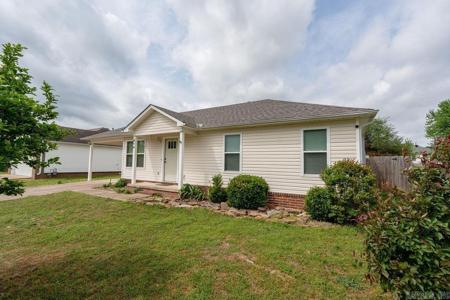 618 Brooke Drive