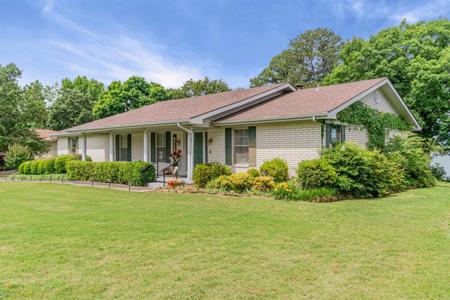 952 Anderson Circle