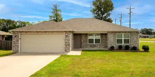 15 Cedar Creek Cove