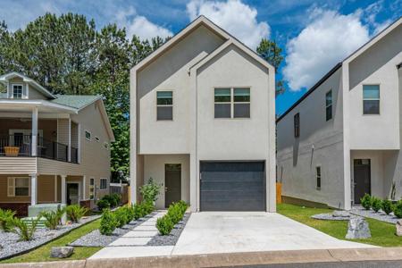137 Lake Pointe Cove