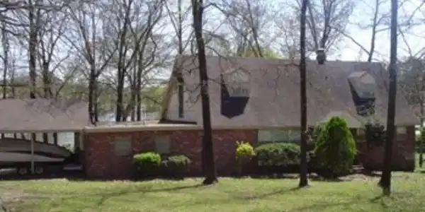 220 Beachview Circle