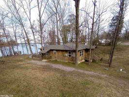 29 Twin Oaks Rd