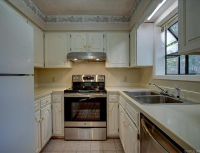 13 Vaqueria Lane