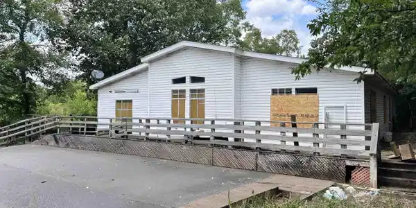 294 Ledgerock Rd