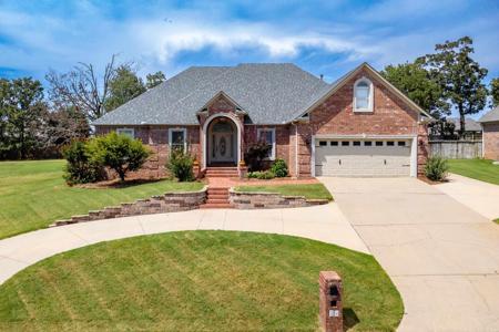 24 Cypress Knee Dr