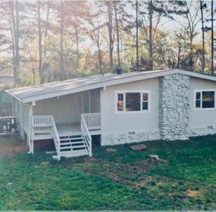 2323 Pinewood Drive
