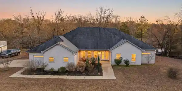 343 Boulder Road