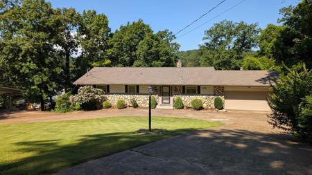 129 Iroquois Drive