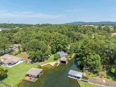 188 Lake Hamilton Dr