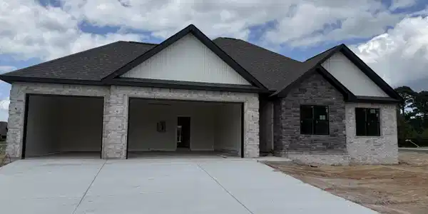 155 Riverstone Loop