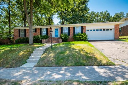 22 Pine Tree Loop