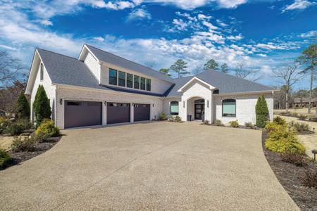 13 Loyola Drive