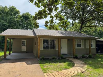 128 Hiawatha Drive