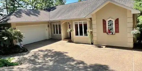 157 Cifuentes Way