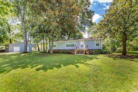 3303 Riverbend Road