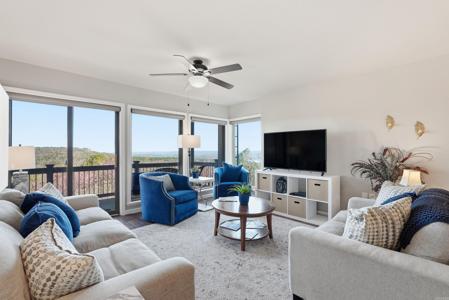 125 Chelsea Unit 27 Drive