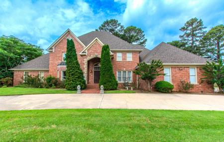 1 Club Manor Drive