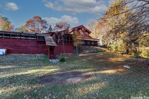 133 Pine Valley