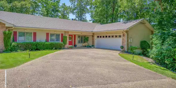 28 Magellan Lane