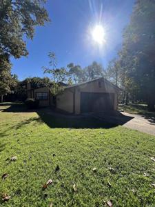 9 Camelia Circle