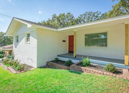 4817 Arlington Drive