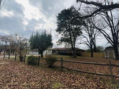 3508 Jack Mann Road