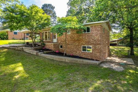 106 Grissom Trl