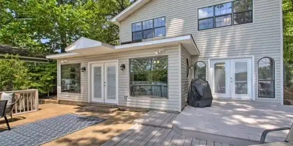 228 houston Drive
