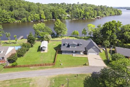 47 Lakeview Road