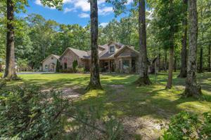 35 N Dogwood