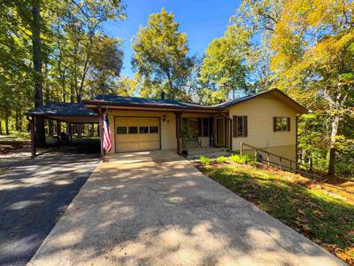 7 Owego Circle