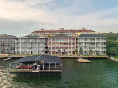 106 Grand Isle Dr